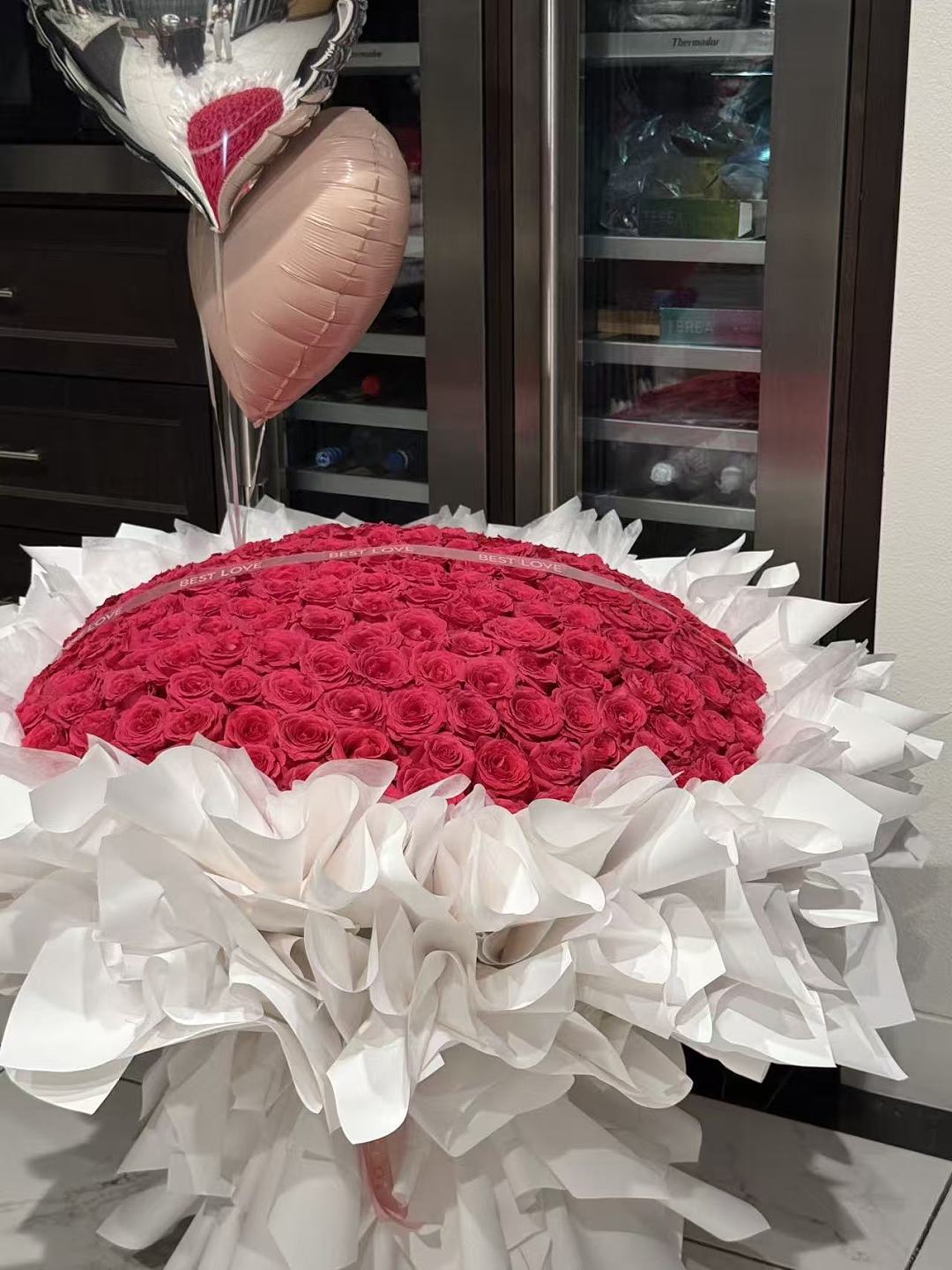 lm_image___2zfov swiper-item-image___2SBSc cover___2hGtr