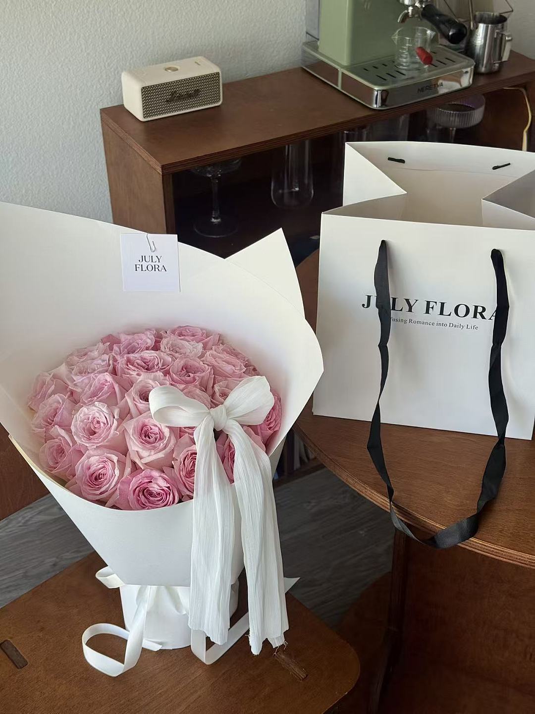 lm_image___2zfov swiper-item-image___2SBSc cover___2hGtr