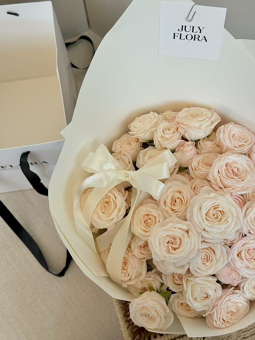 lm_image___2zfov swiper-item-image___2SBSc cover___2hGtr