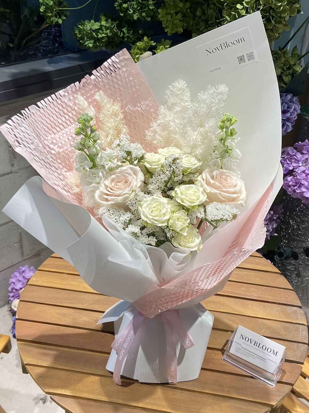 Soft Pink&White