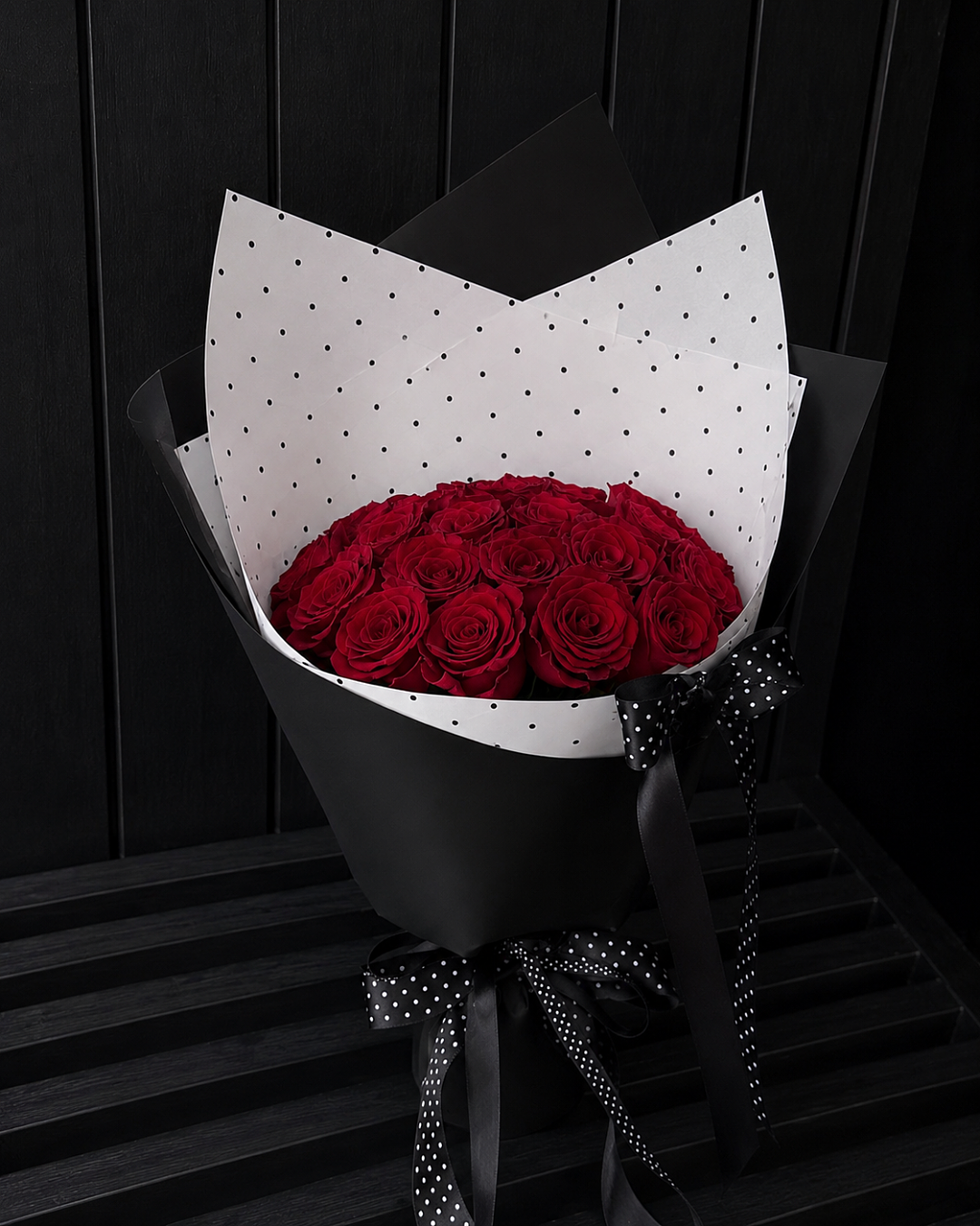 dot dot red roses