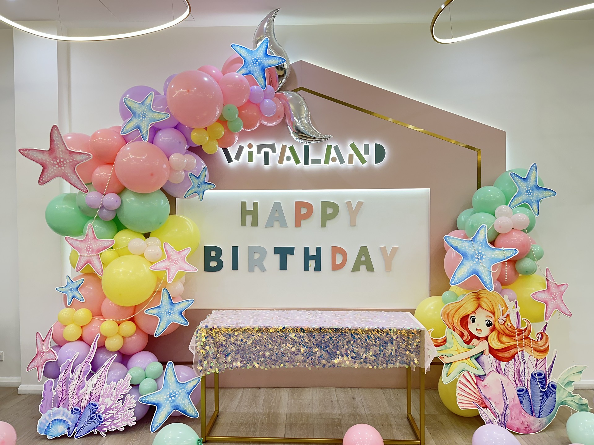 lm_image___2zfov swiper-item-img___1bCLM cover___2hGtr lm_image___2zfov swiper-item-img___1bCLM cover___2hGtr