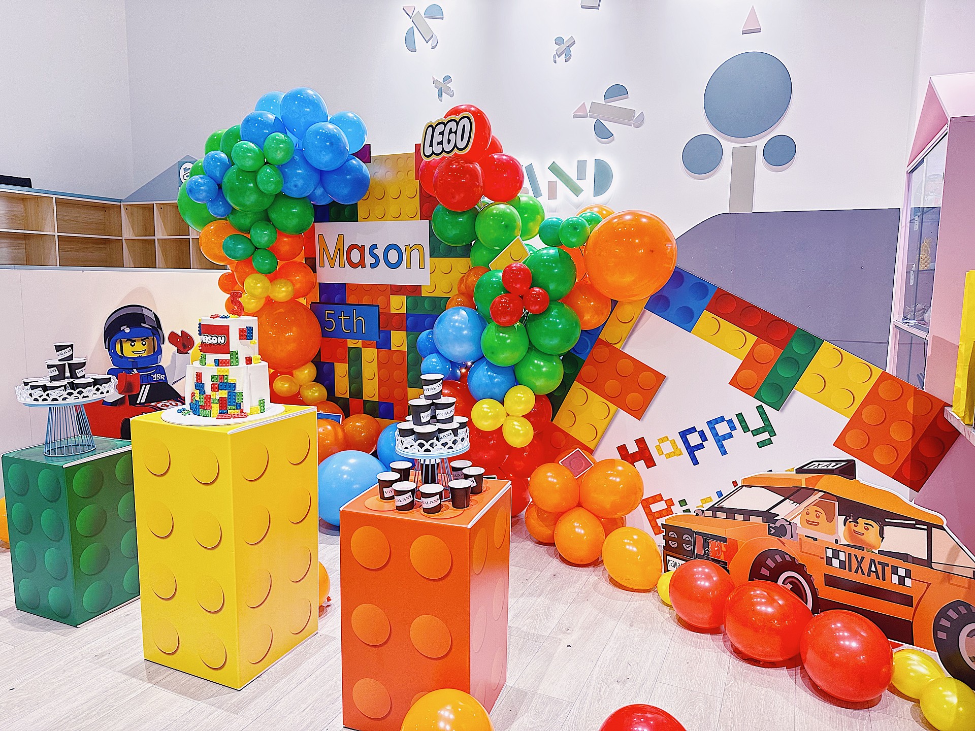 lm_image___2zfov swiper-item-img___1bCLM cover___2hGtr