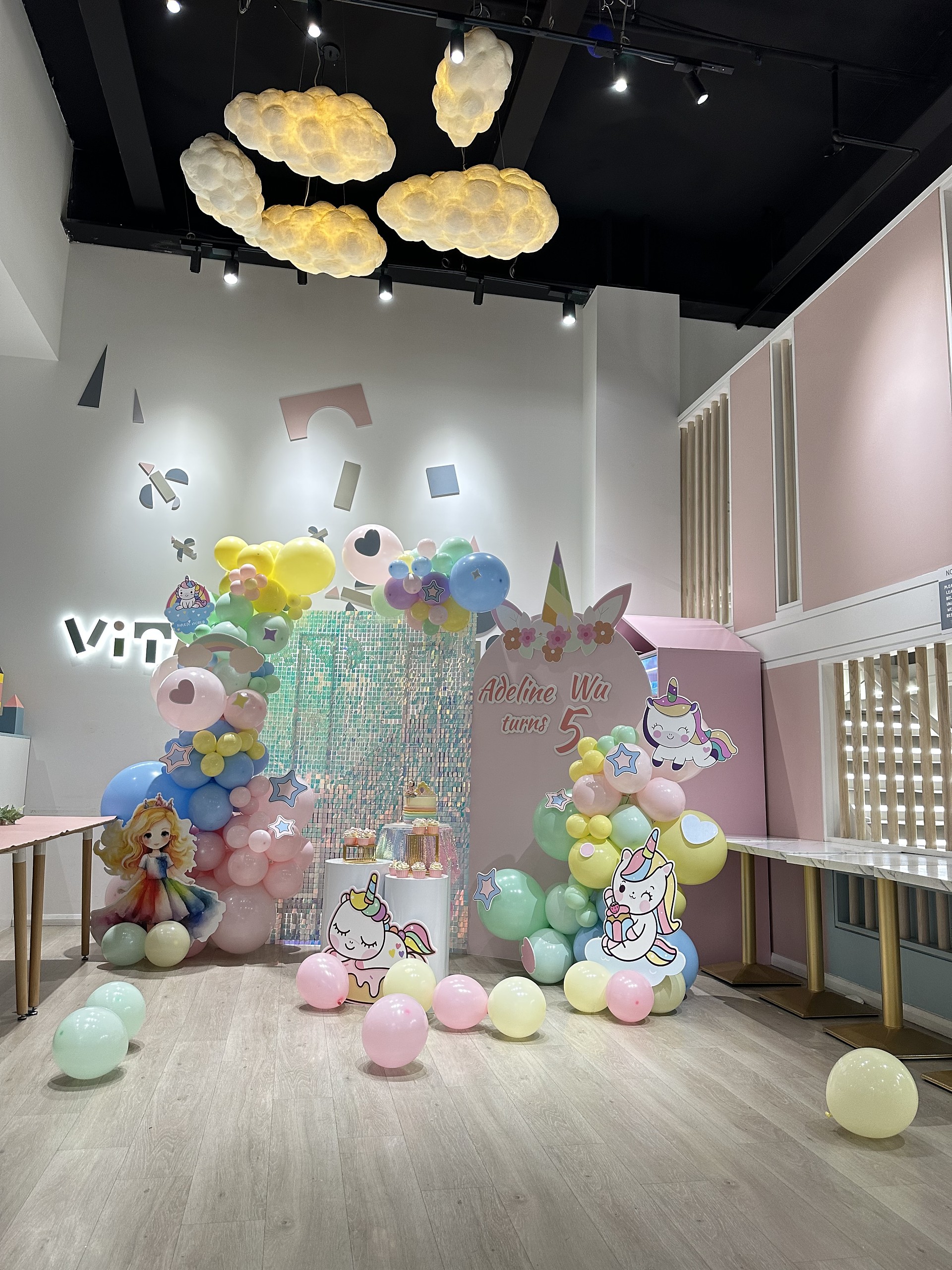 lm_image___2zfov swiper-item-img___1bCLM cover___2hGtr