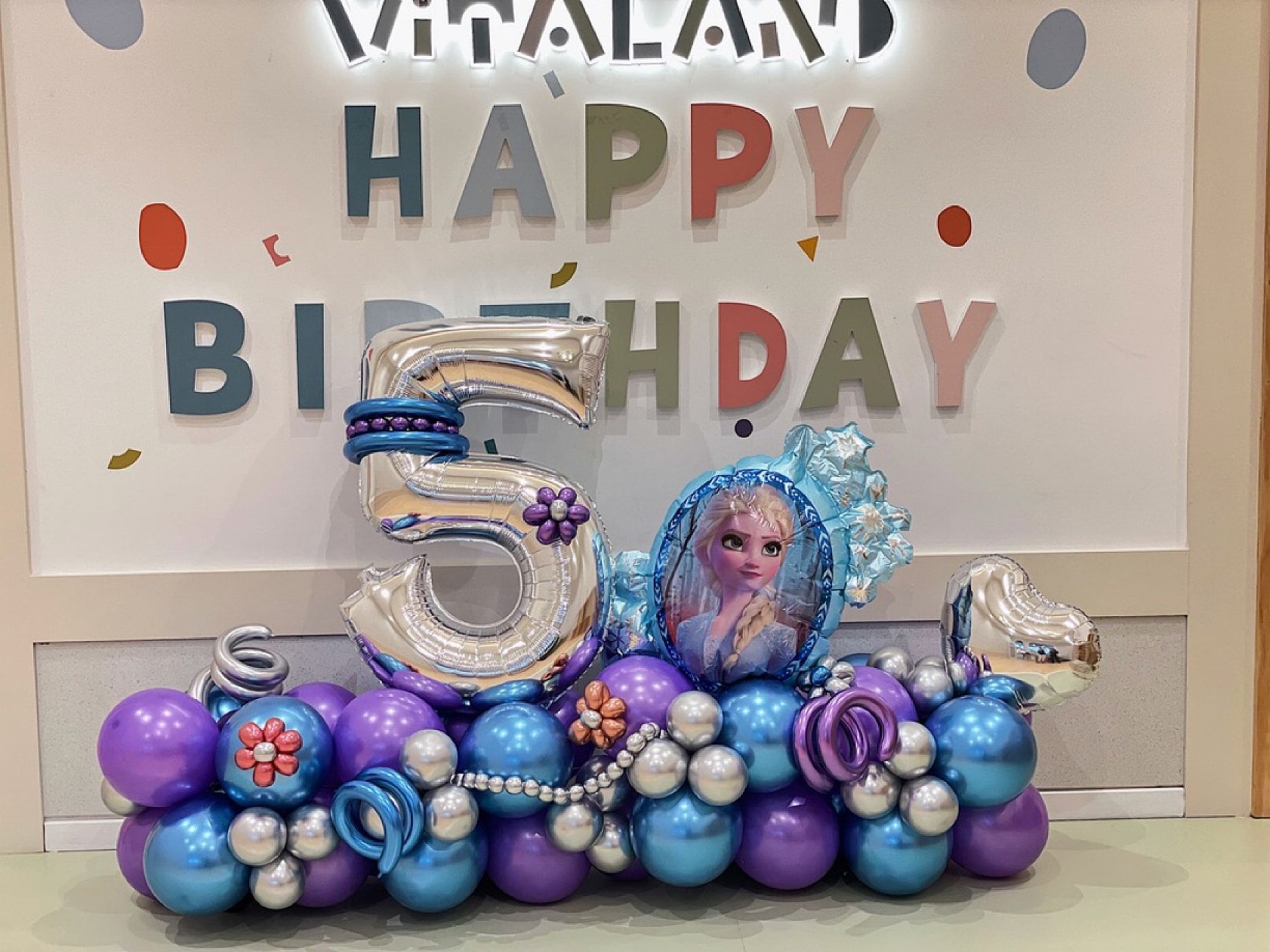 lm_image___2zfov swiper-item-img___1bCLM cover___2hGtr lm_image___2zfov swiper-item-img___1bCLM cover___2hGtr