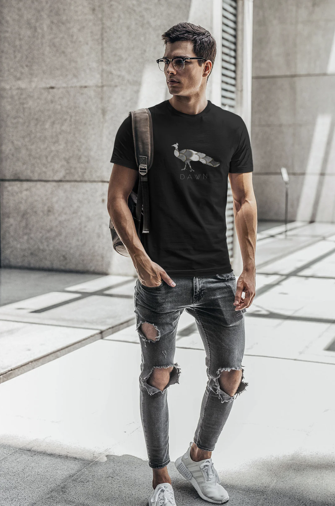 SILVER FEATHERS T-SHIRT