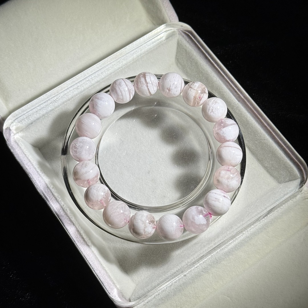 lm_image___2zfov swiper-item-image___2SBSc cover___2hGtr