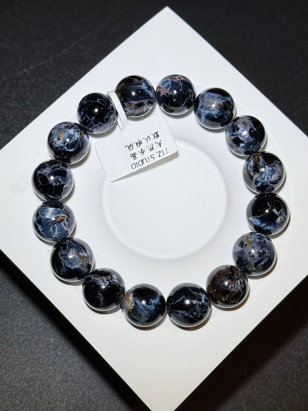 lm_image___2zfov swiper-item-image___2SBSc cover___2hGtr