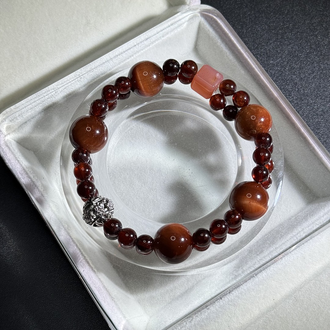 lm_image___2zfov swiper-item-image___2SBSc cover___2hGtr