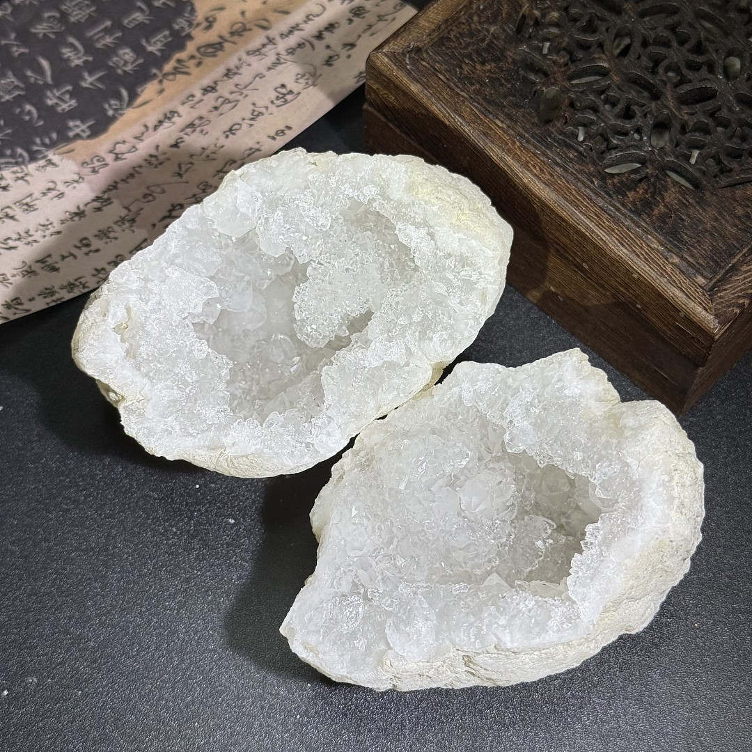 lm_image___2zfov swiper-item-image___2SBSc cover___2hGtr