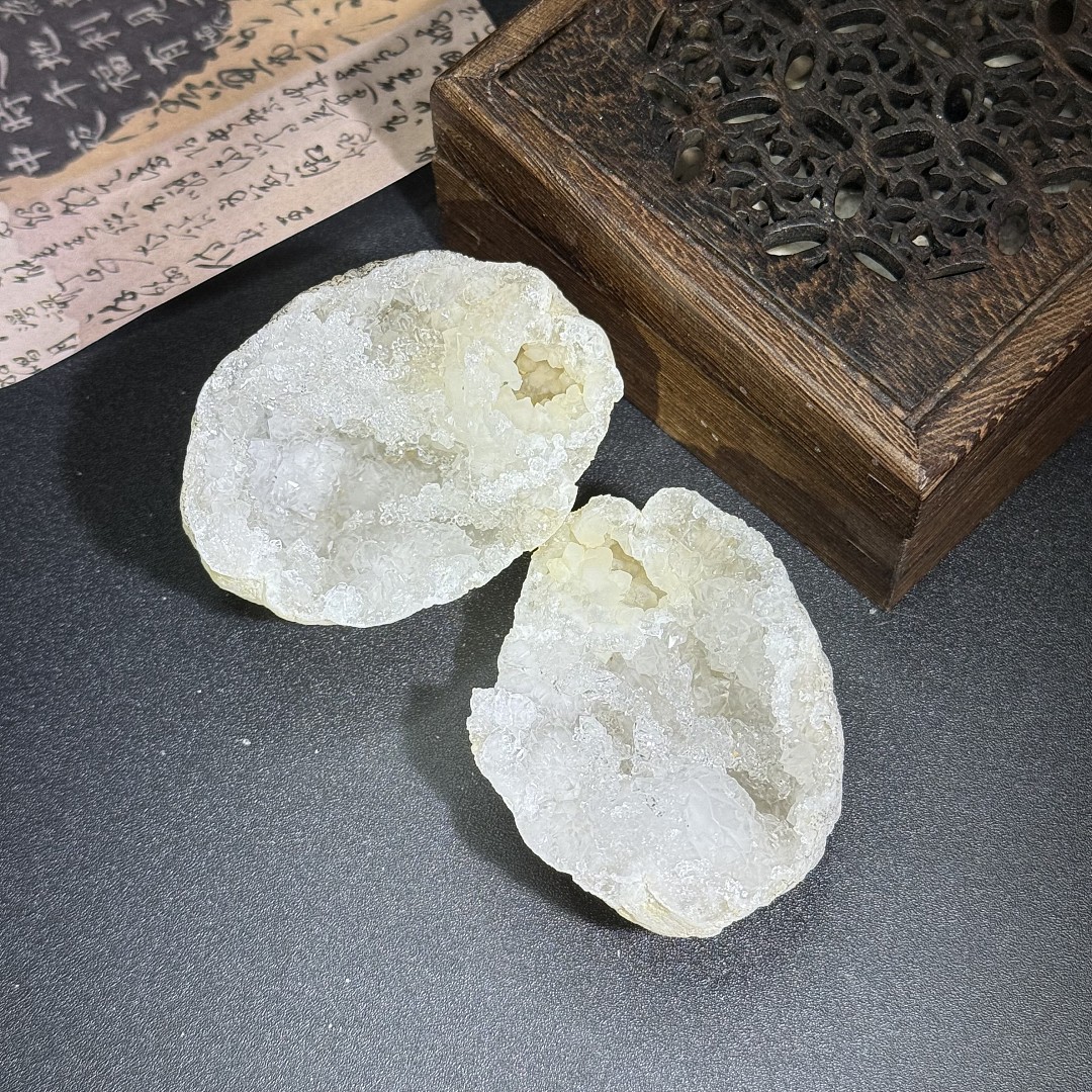 lm_image___2zfov swiper-item-image___2SBSc cover___2hGtr