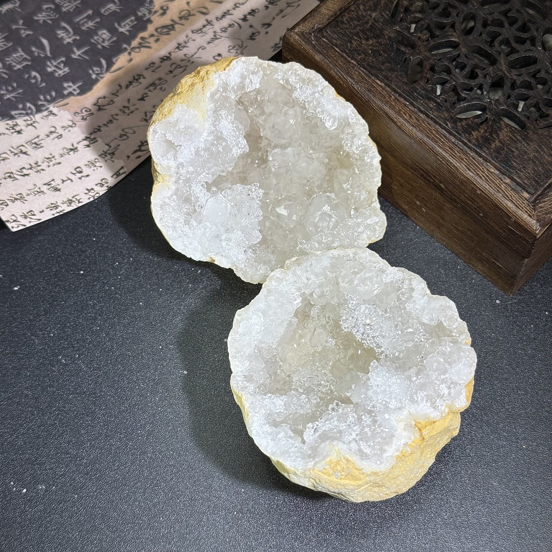 lm_image___2zfov swiper-item-image___2SBSc cover___2hGtr