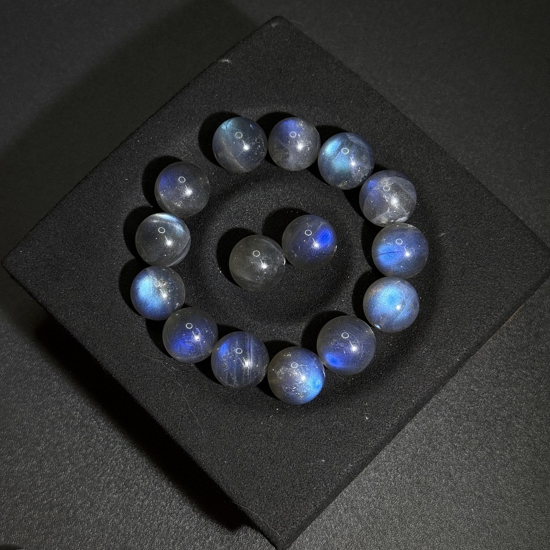 lm_image___2zfov swiper-item-image___2SBSc cover___2hGtr