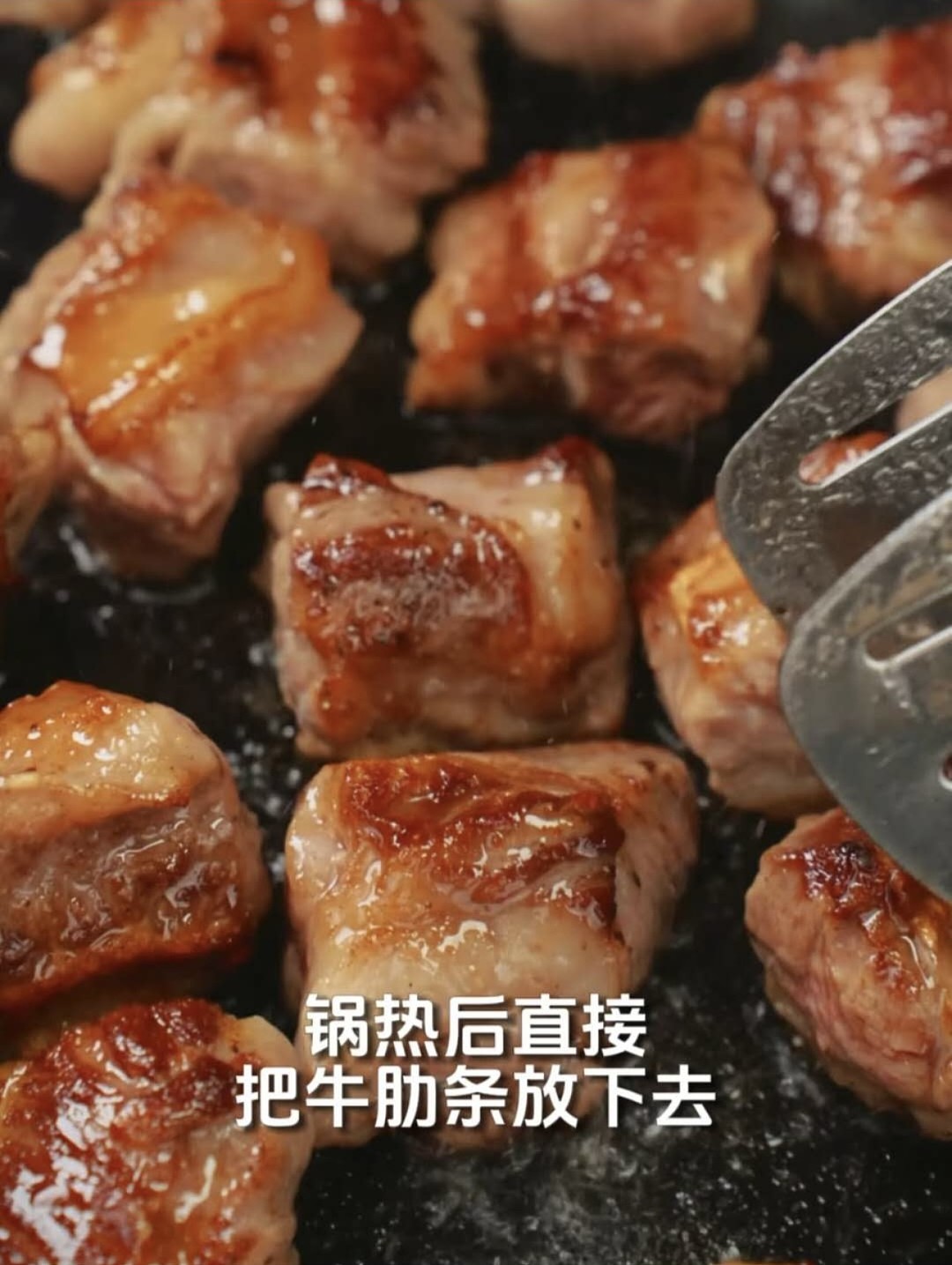 lm_image___2zfov swiper-item-image___2SBSc cover___2hGtr