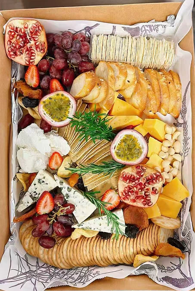 lm_image___2zfov swiper-item-image___2SBSc cover___2hGtr