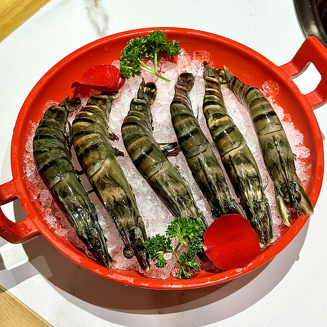 lm_image___2zfov swiper-item-image___2SBSc cover___2hGtr