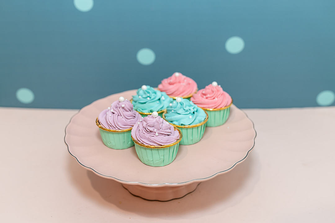 Classic Design (Half A Dozen) (Party)