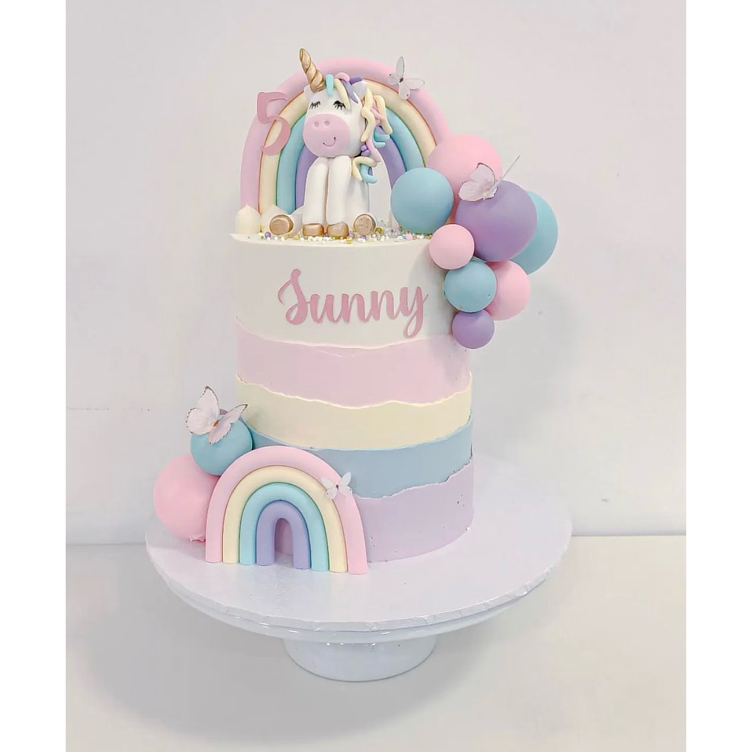 Design 5: 6-inch Extended Unicom & Double Rainbow Cake Feeds 20-25 People(Party)