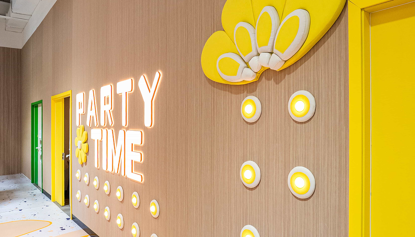 lm_image___2zfov swiper-item-img___1bCLM cover___2hGtr