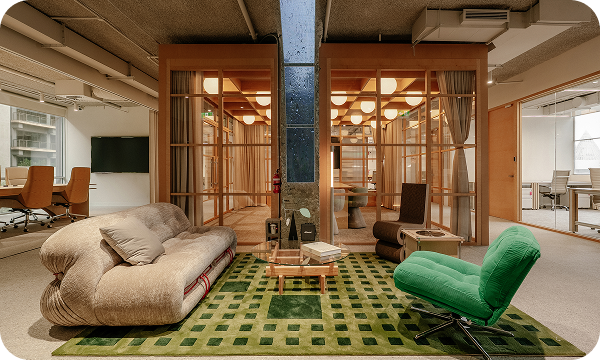 ZIRCLE LOUNGE